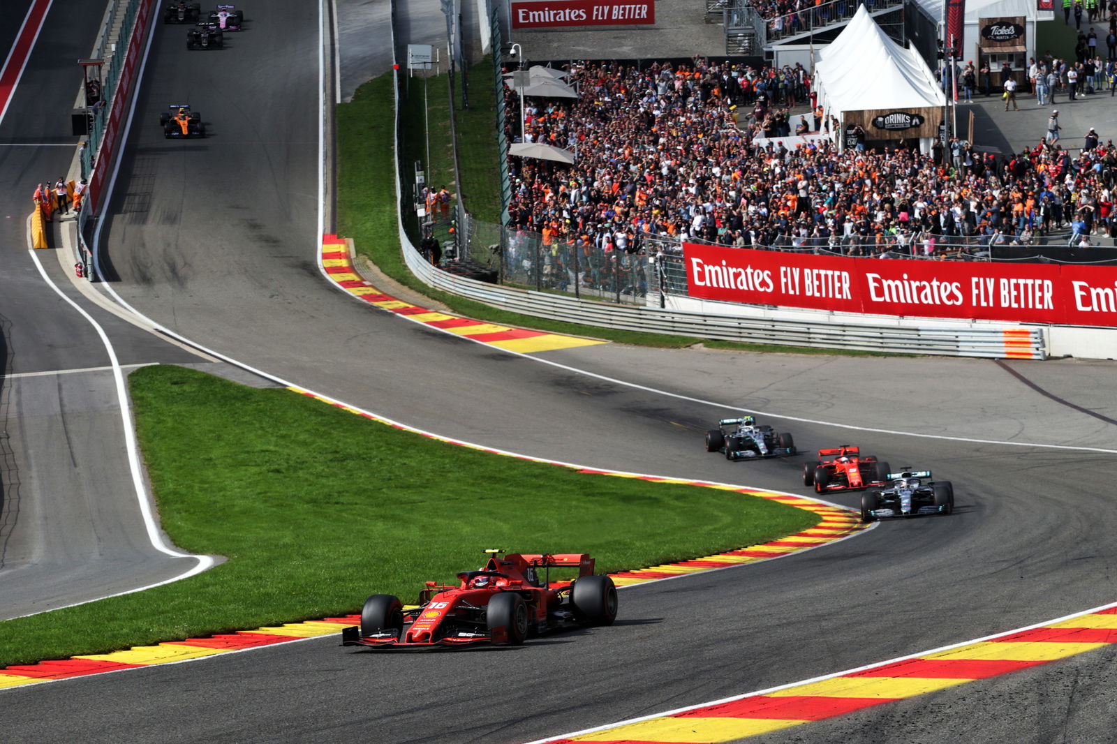 Ferrari mengungkapkan 'solidaritas' dengan Italia di tengah krisis COVID-19