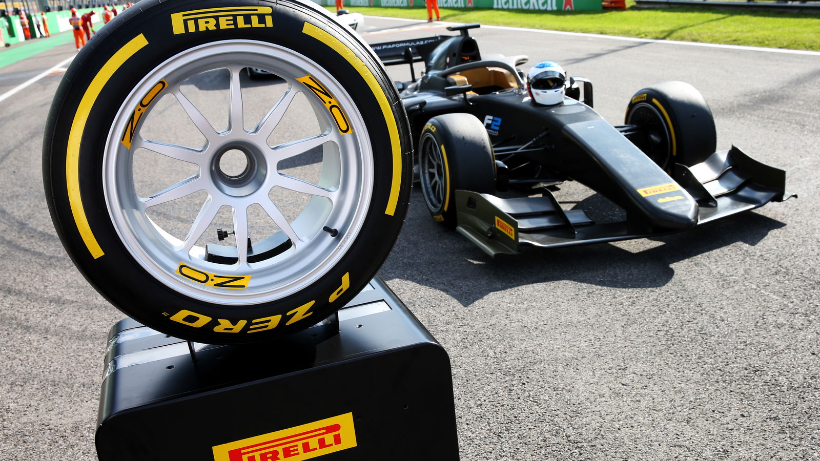 All 10 F1 teams to run mule cars in Abu Dhabi test