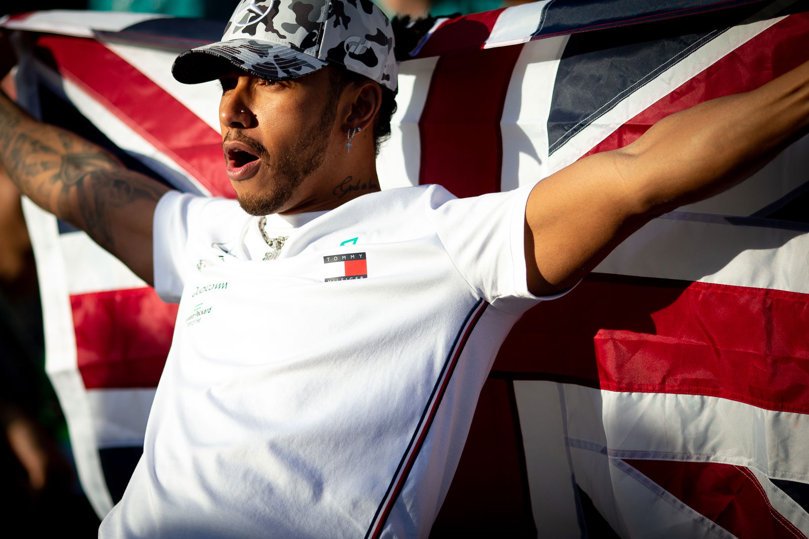 Gosip F1: Hamilton dan Vettel bersiap untuk melakukan pemotongan gaji