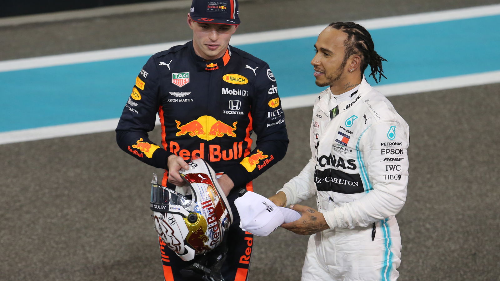 Verstappen: 'Hamilton sangat bagus tapi dia bukan Tuhan'