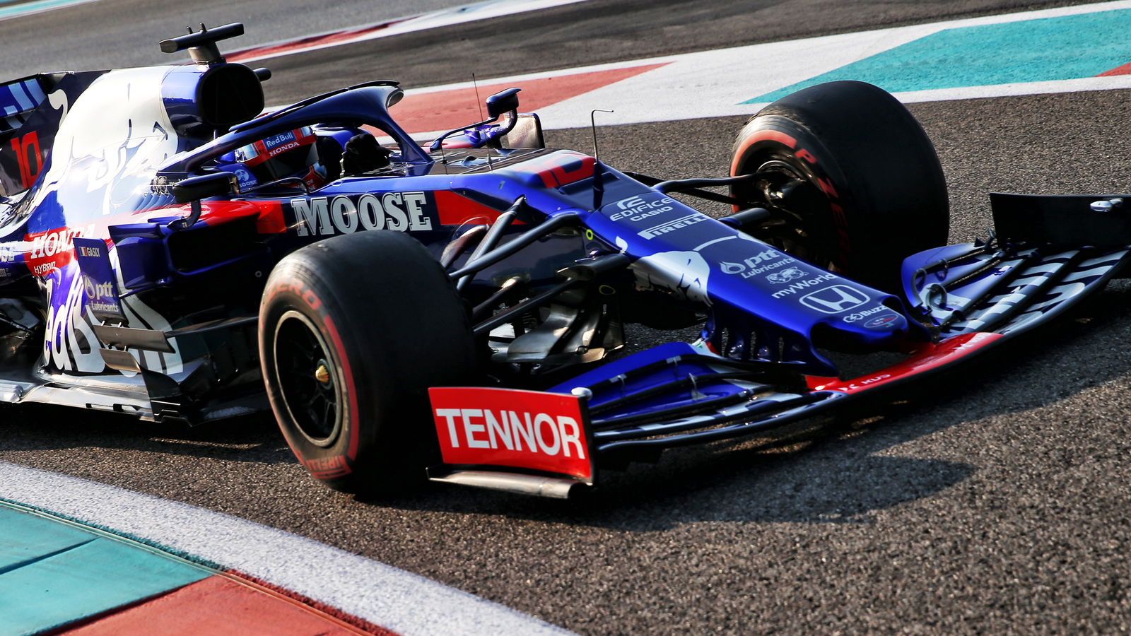 Pirelli: Accepting 2020 tyres would have forced design changes