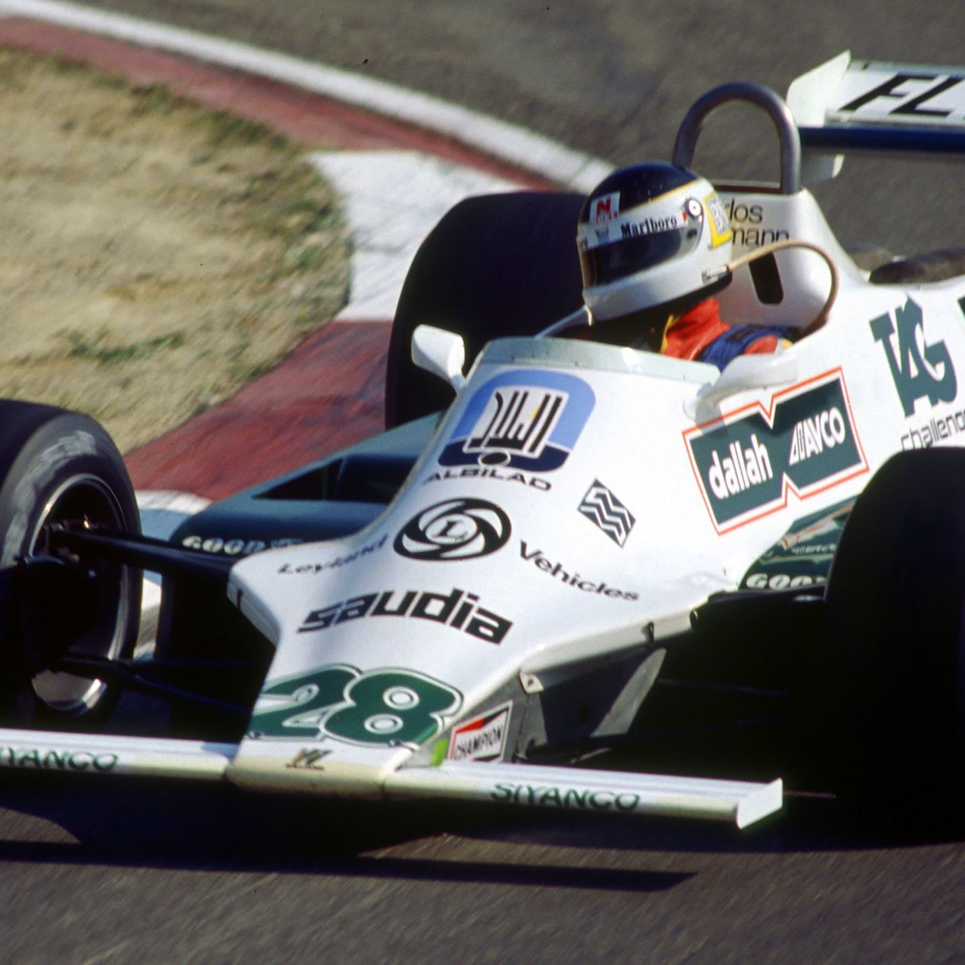 Maldonado confirmed with Lotus for F1 2016