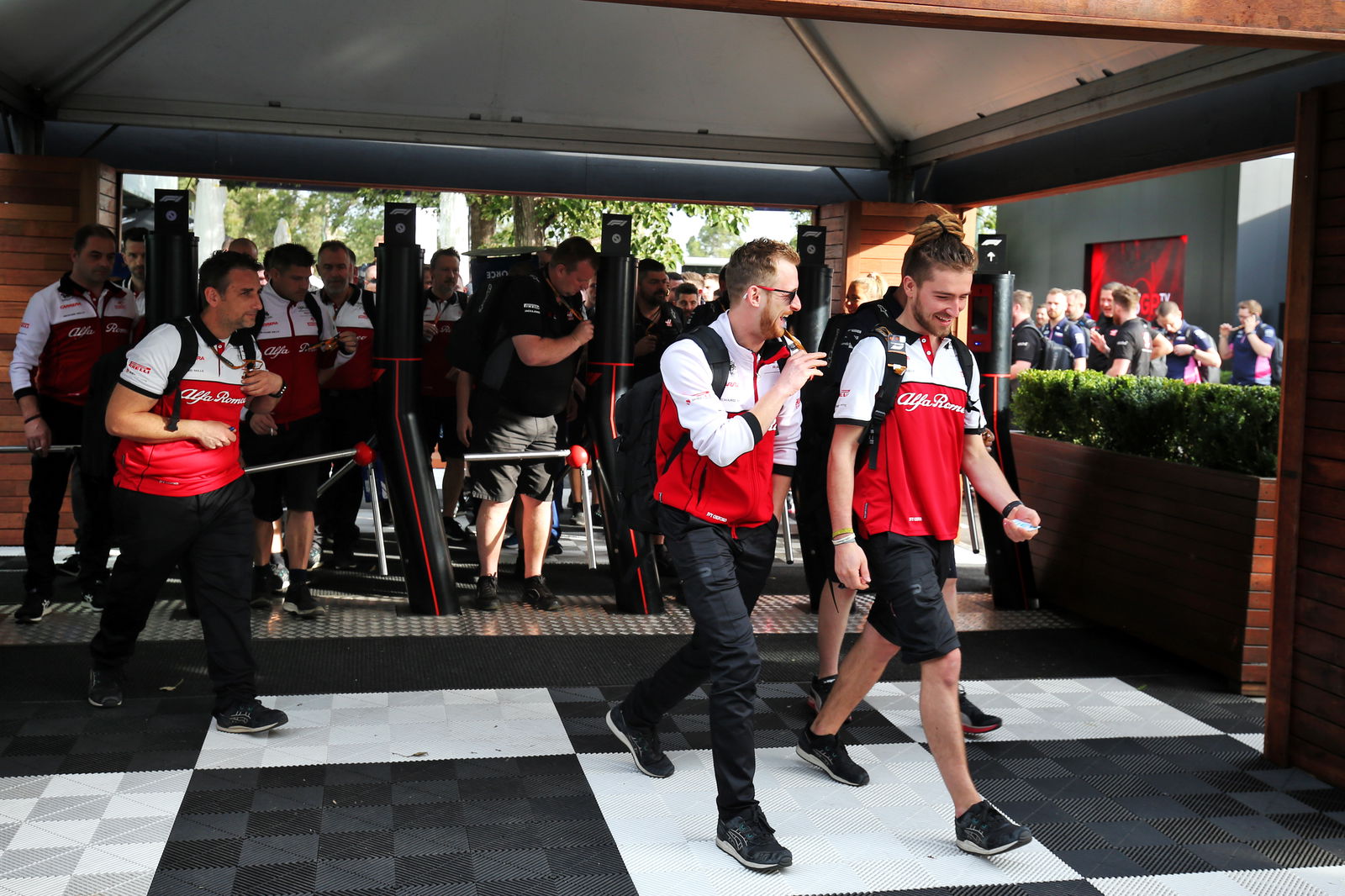 F1 teams agree to slash budget cap to $145 million from 2021