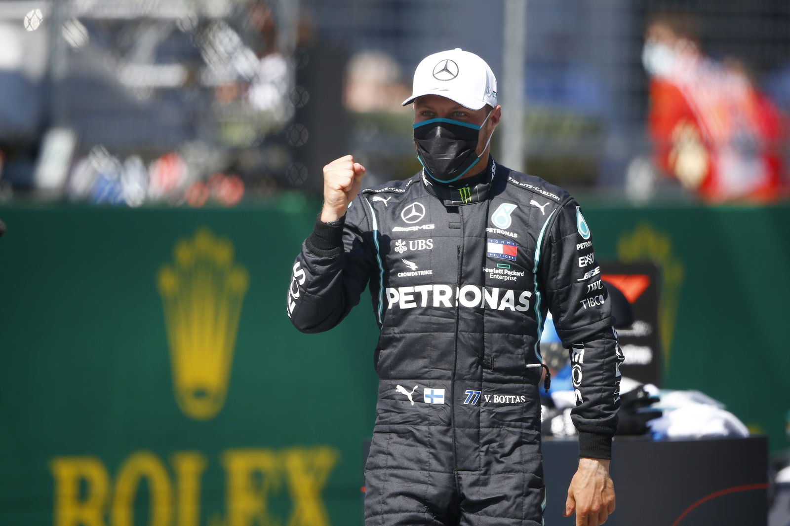 Valtteri Bottas clings onto Austrian GP F1 pole as Ferrari struggle