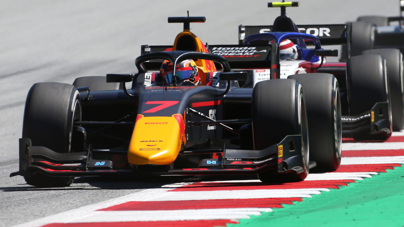 Tsunoda holds off Zhou for maiden F2 pole in Austria