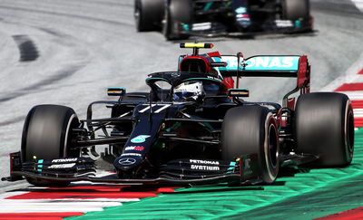 Bottas memenangkan GP Austria setelah penalti Hamilton dalam drama balapan akhir