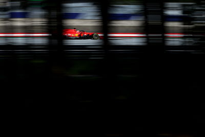 Ferrari prioritises mileage over times to leave Vettel in risky 16th