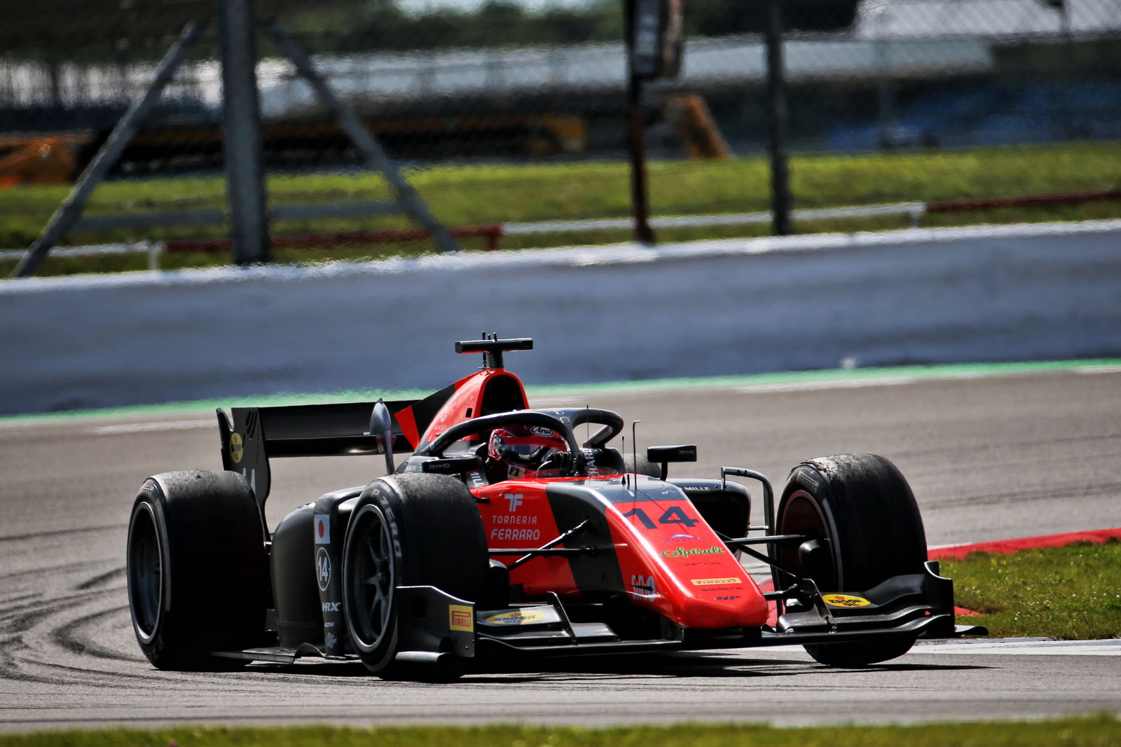 FIA F2 Barcelona - Hasil Fitur Race