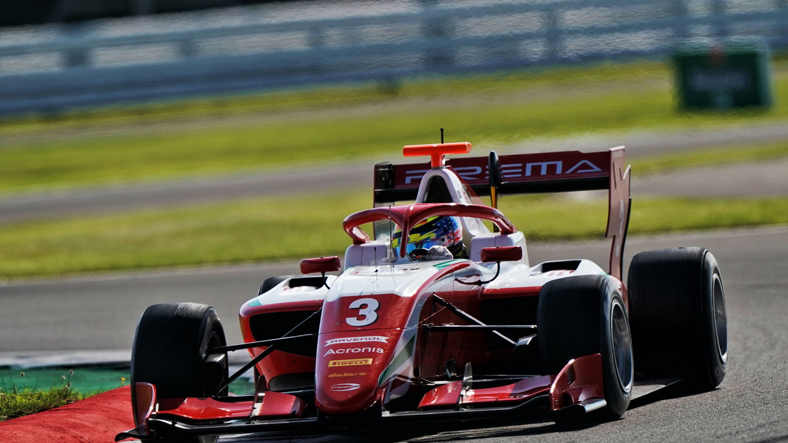 Badai besar ke tiang Silverstone kedua di Formula 3