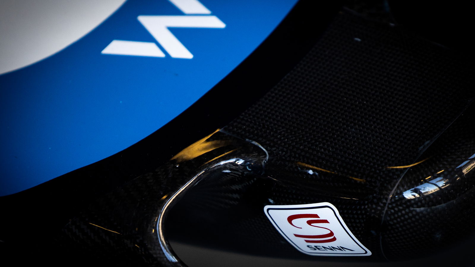 Watch Williams reveal its 2022 F1 car - the FW44 - LIVE