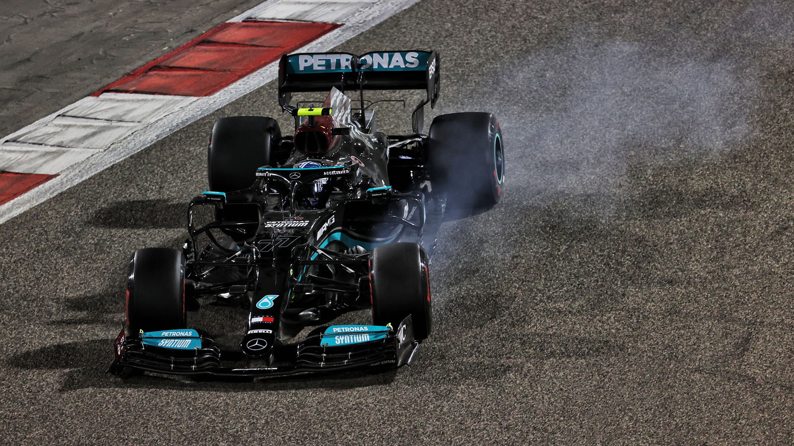 Bottas quickest as Mercedes recovers on second day of Bahrain F1 test