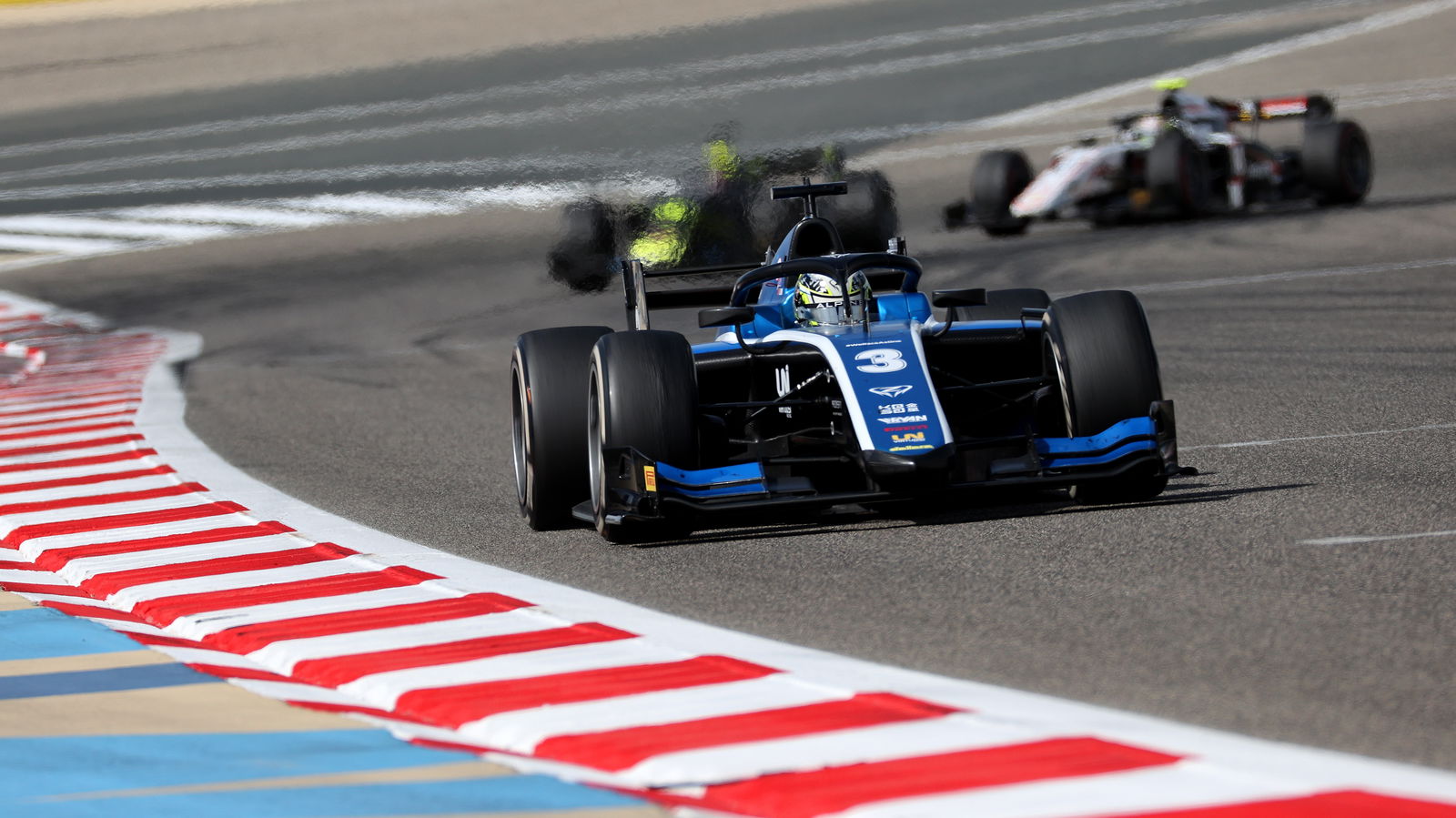 F2 Bahrain: Zhou Mengkonversi Pole Jadi Kemenangan Feature Race