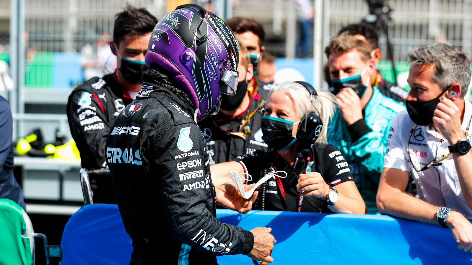 'I couldn't do it without her' - Hamilton on relationship with F1 physio Cullen