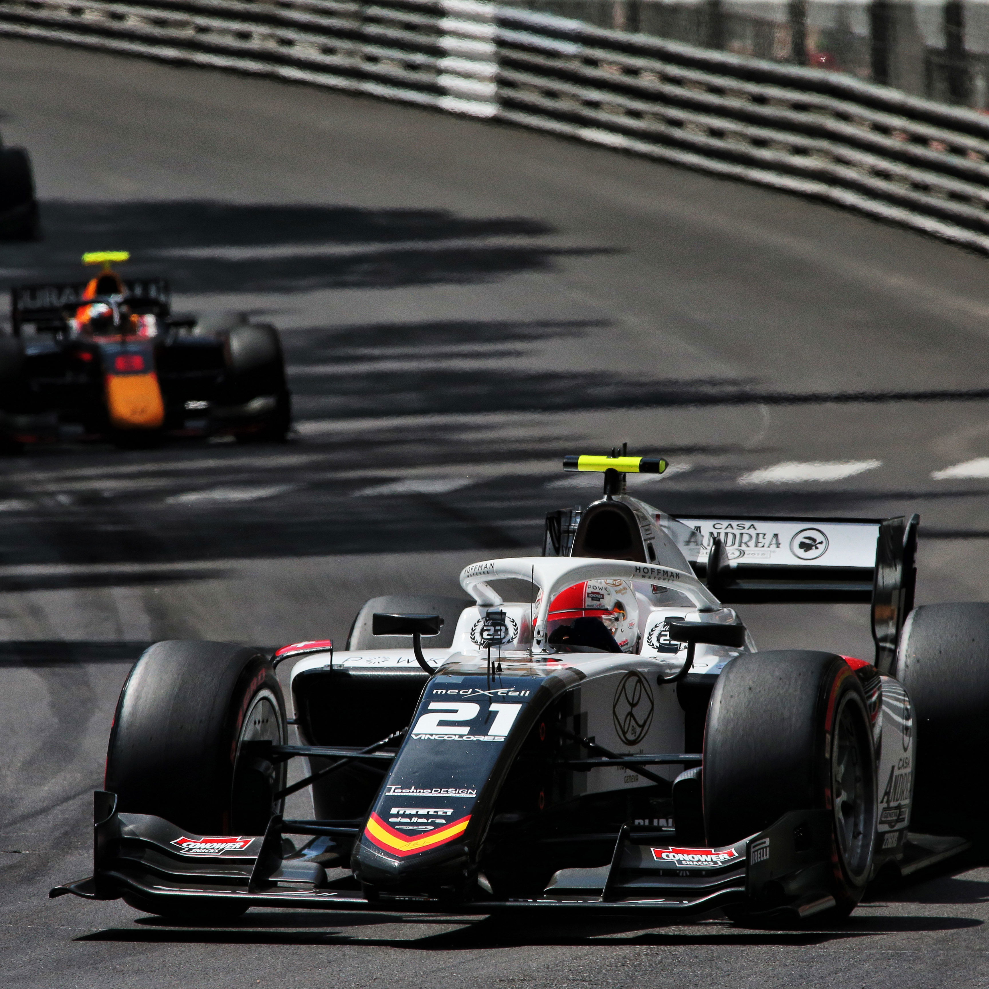 de Vries mengantongi tiang Monaco dari Ilott