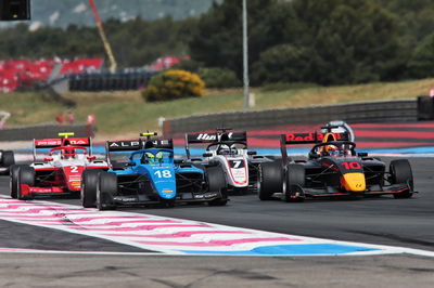 F3 Prancis: Leclerc Catat Kemenangan Dominan Sprint Race 2