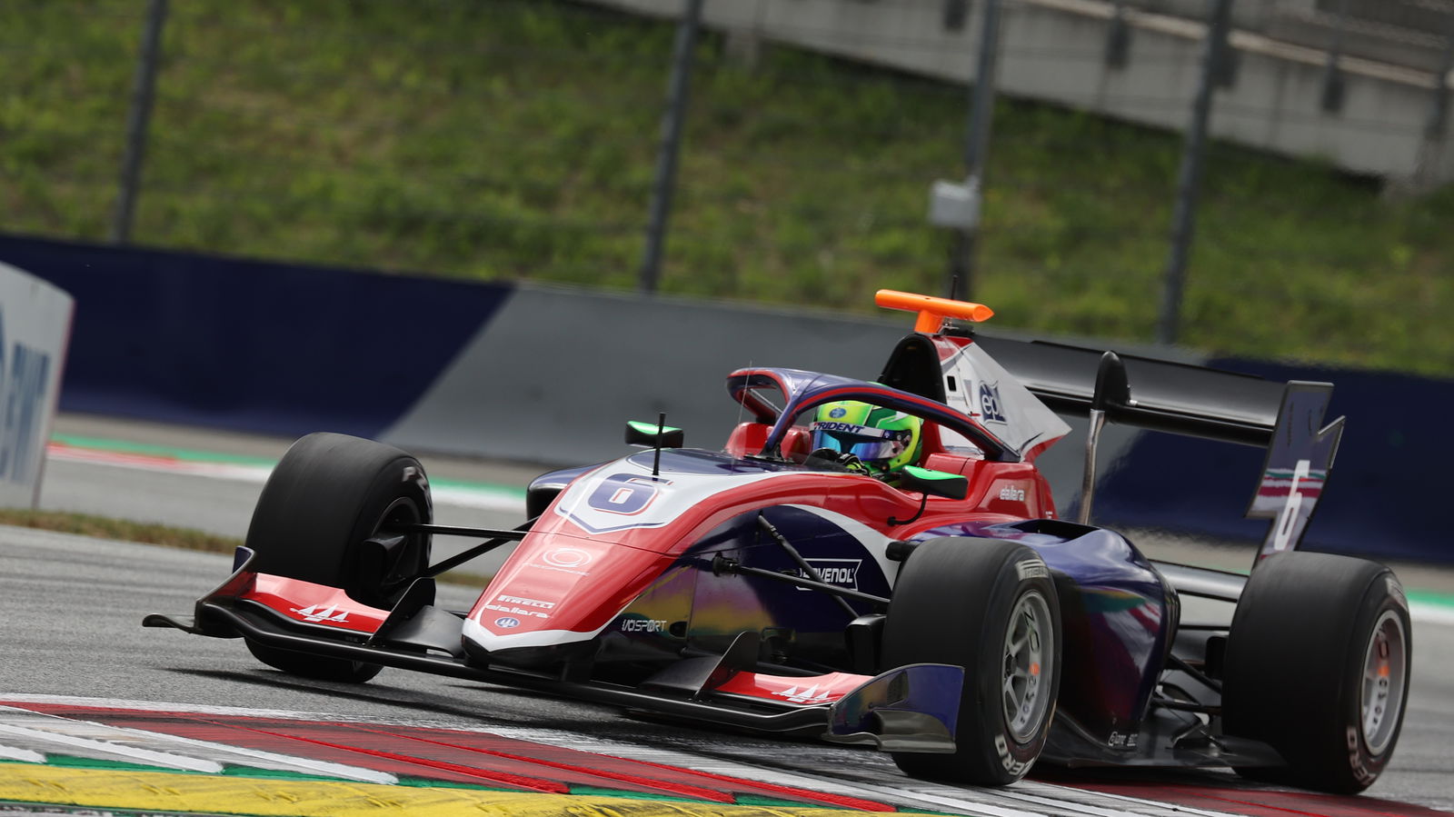 F3 Austria: Schumacher Mendominasi Sprint Race 2 dari Pole