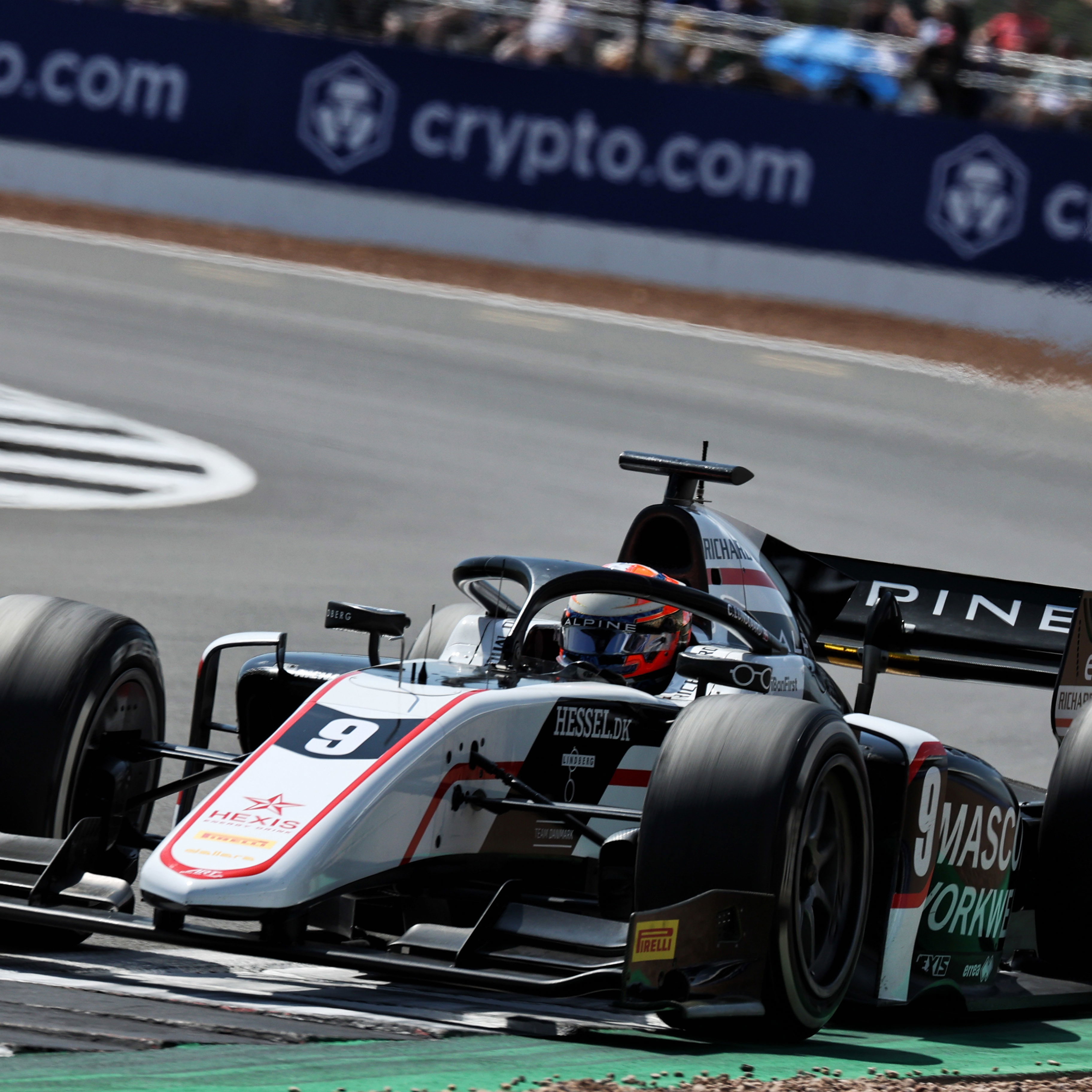 FIA F2 Silverstone - Feature Race Results