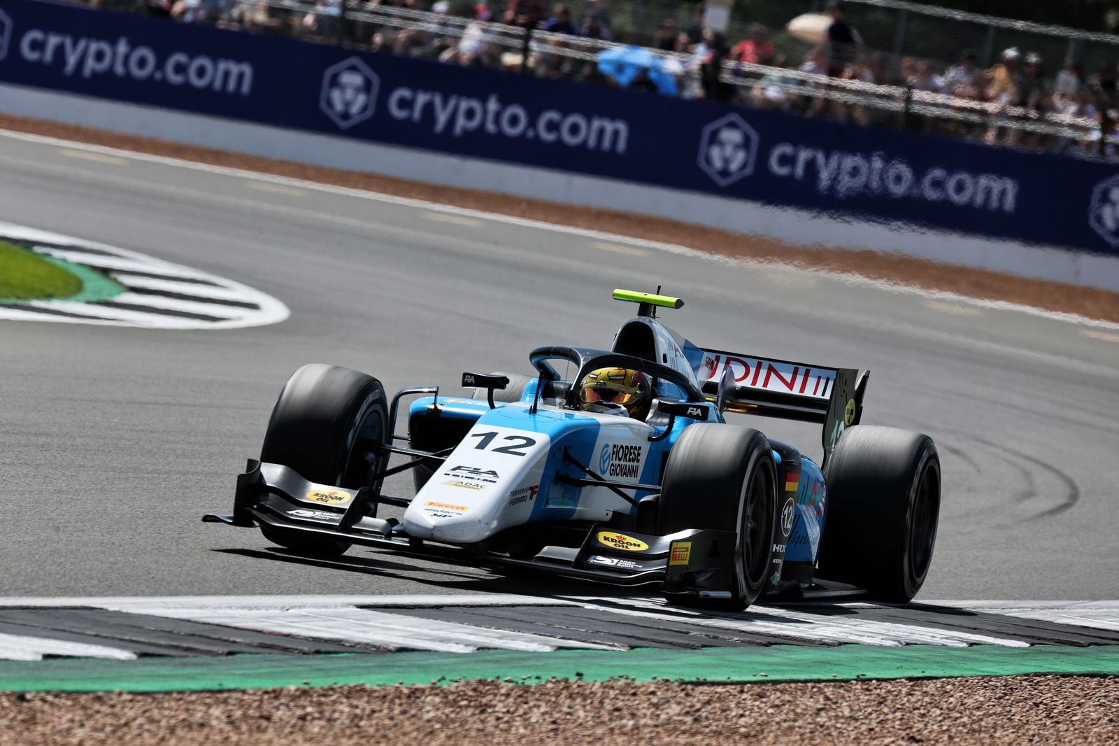F2 Inggris: Piastri Kalahkan Zhou untuk Pole Position