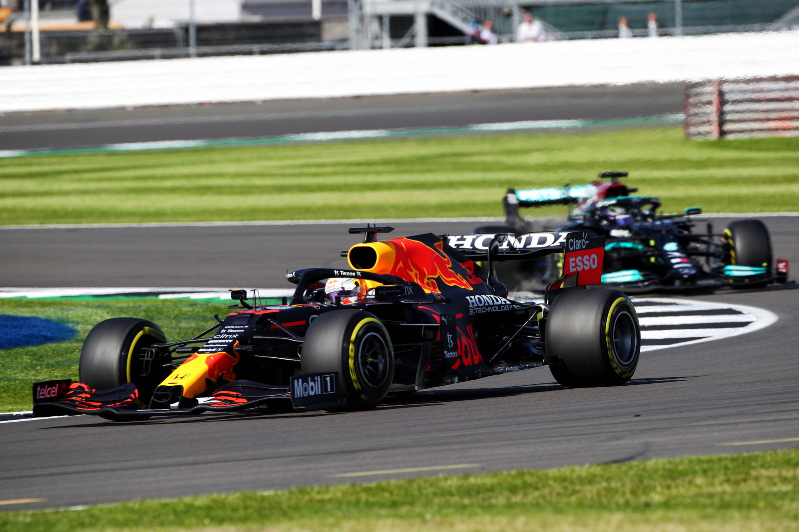 F1 akan Mewajibkan Vaksin COVID-19 untuk Musim 2022