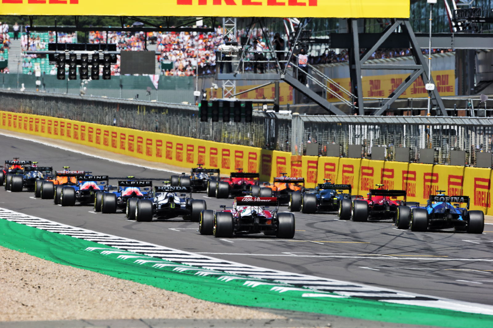 ‘Putting money where our mouth is’ - Wolff calls on F1 teams to take action