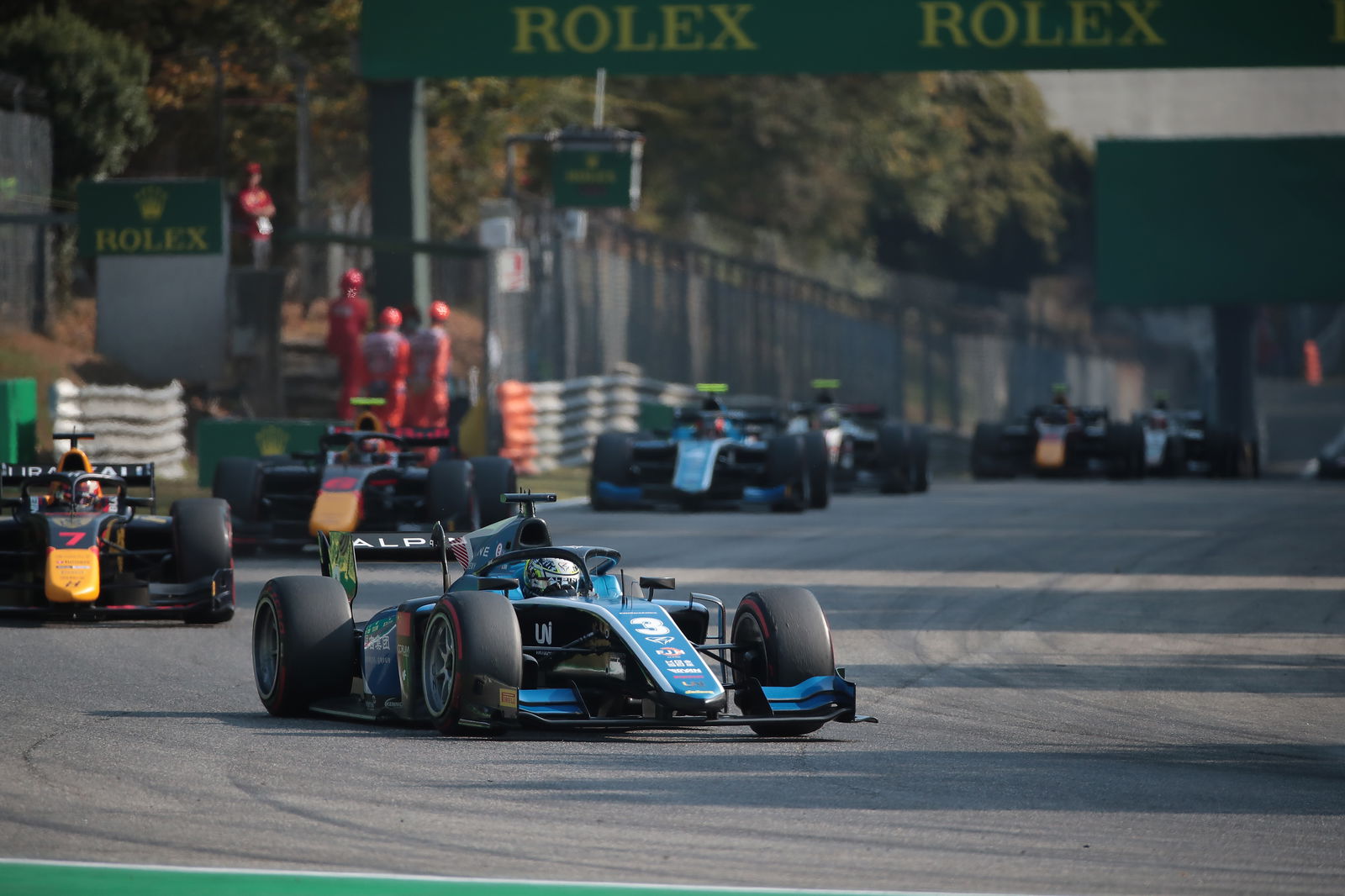 Piastri beats Zhou to Formula 2 feature race victory at Monza