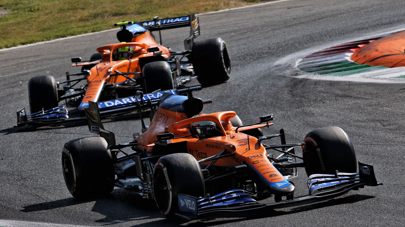 Ricciardo wins F1 Italian GP after Verstappen/Hamilton collision 