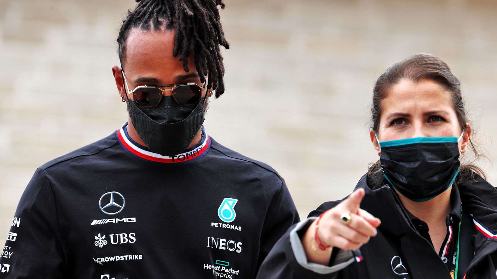 Hamilton braced for “incredibly difficult” F1 title fight run-in