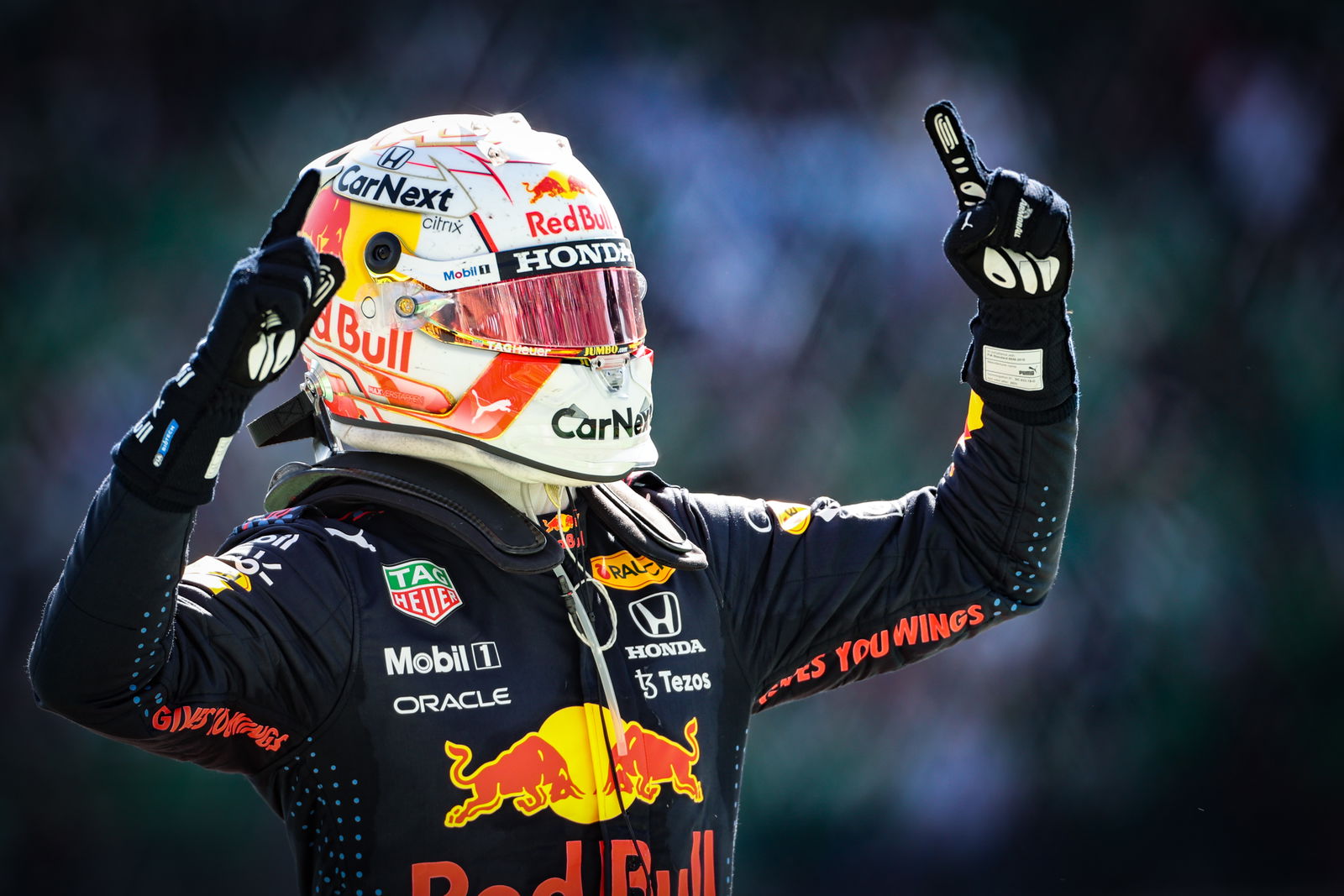 Bagaimana Verstappen Coba Merusak Upaya Fastest Lap Bottas?