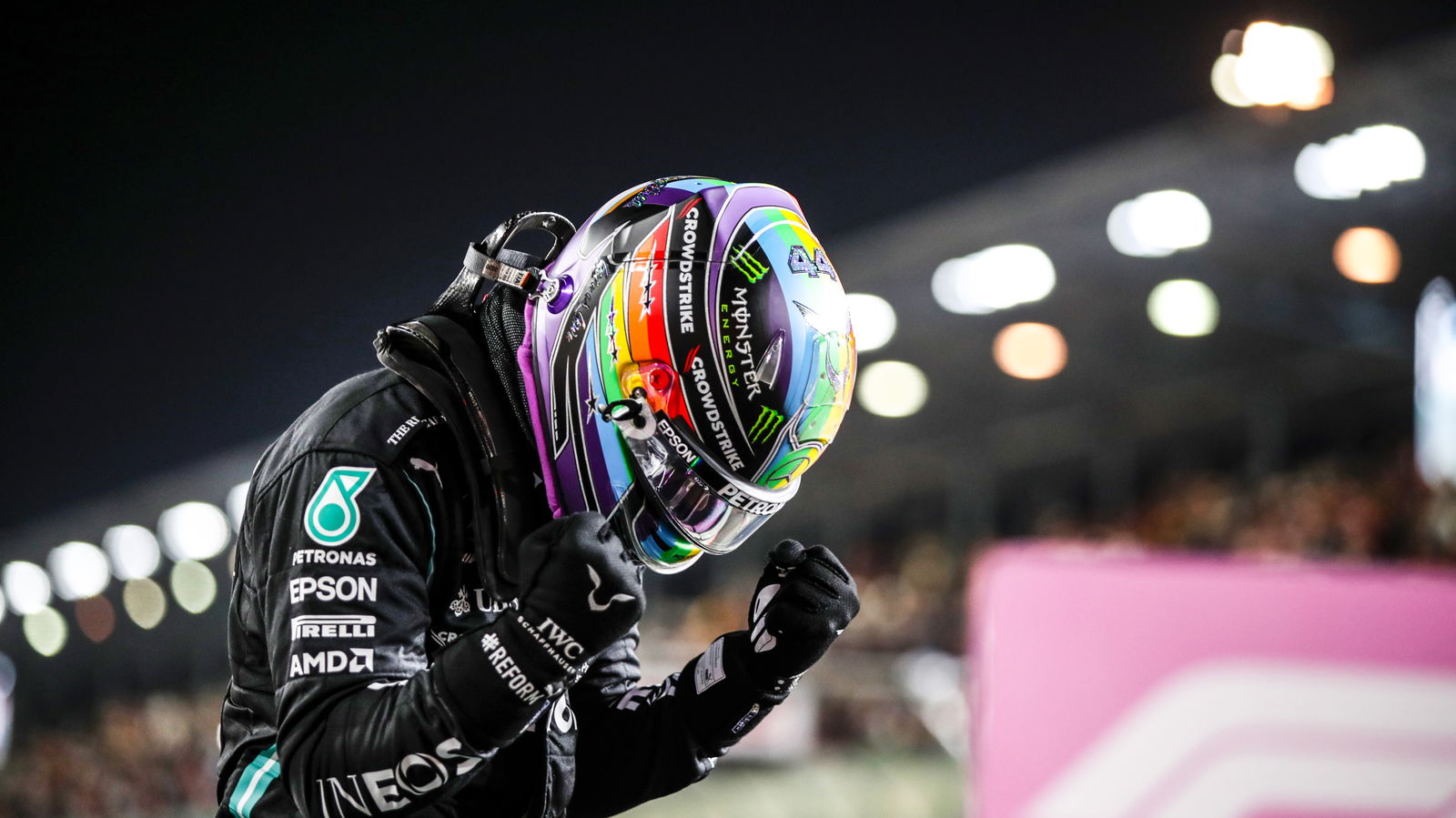 Wolff: Hamilton Perlihatkan 'Kekuatan Superhero' di Tengah Kesulitan