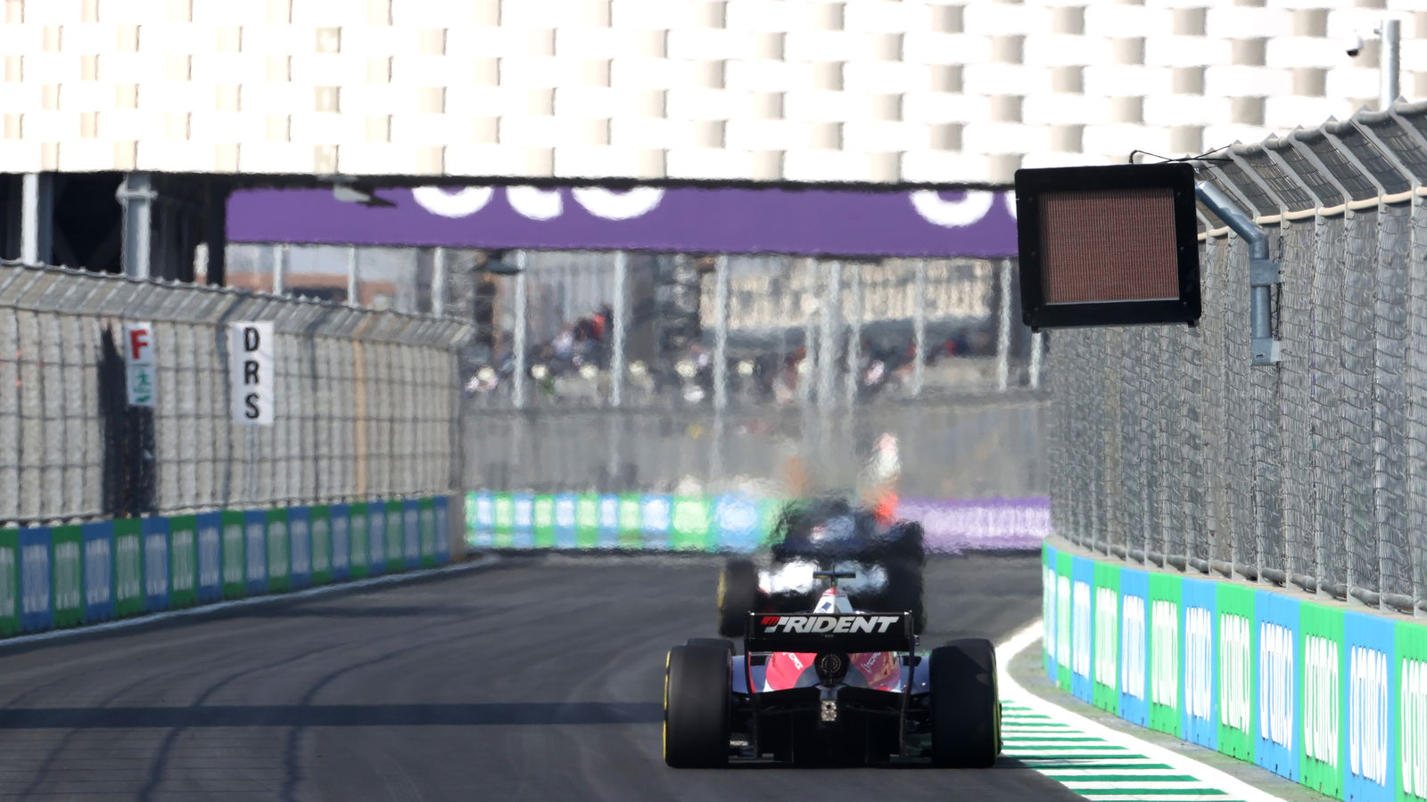 Hasil Lengkap Sprint Race 1 F2 Arab Saudi di Corniche Jeddah