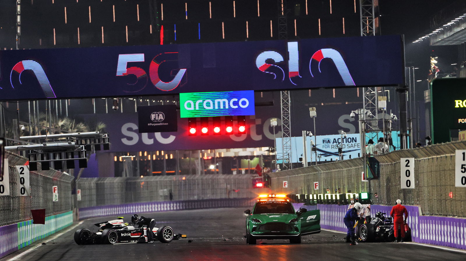 Enzo Fittipaldi fractures heel in F2 Jeddah start crash