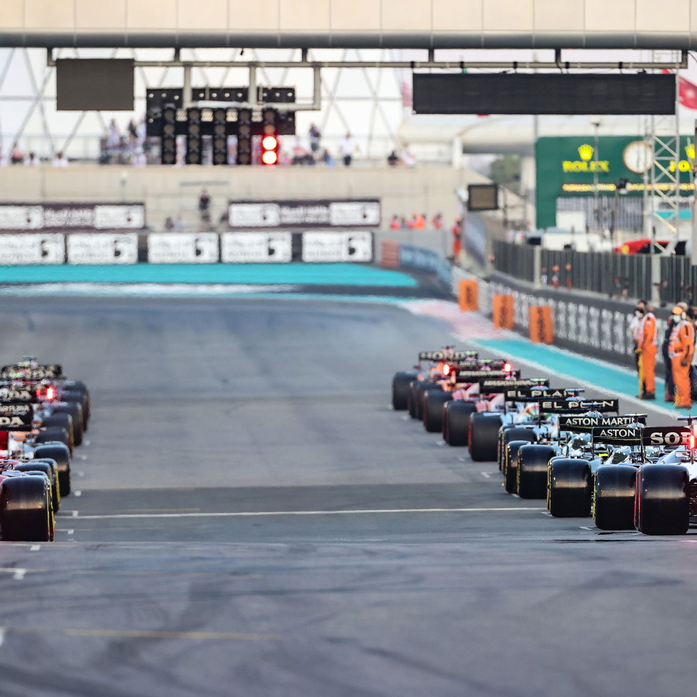 Surtees Vs Brabham Vs Clark Vs Hill (Italy 1967)