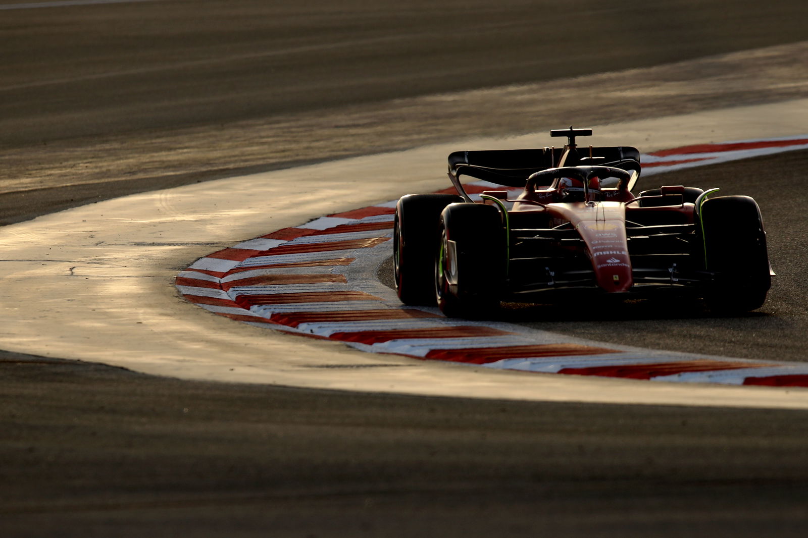 Ricciardo free to race in Bahrain F1 opener after negative COVID-19 test