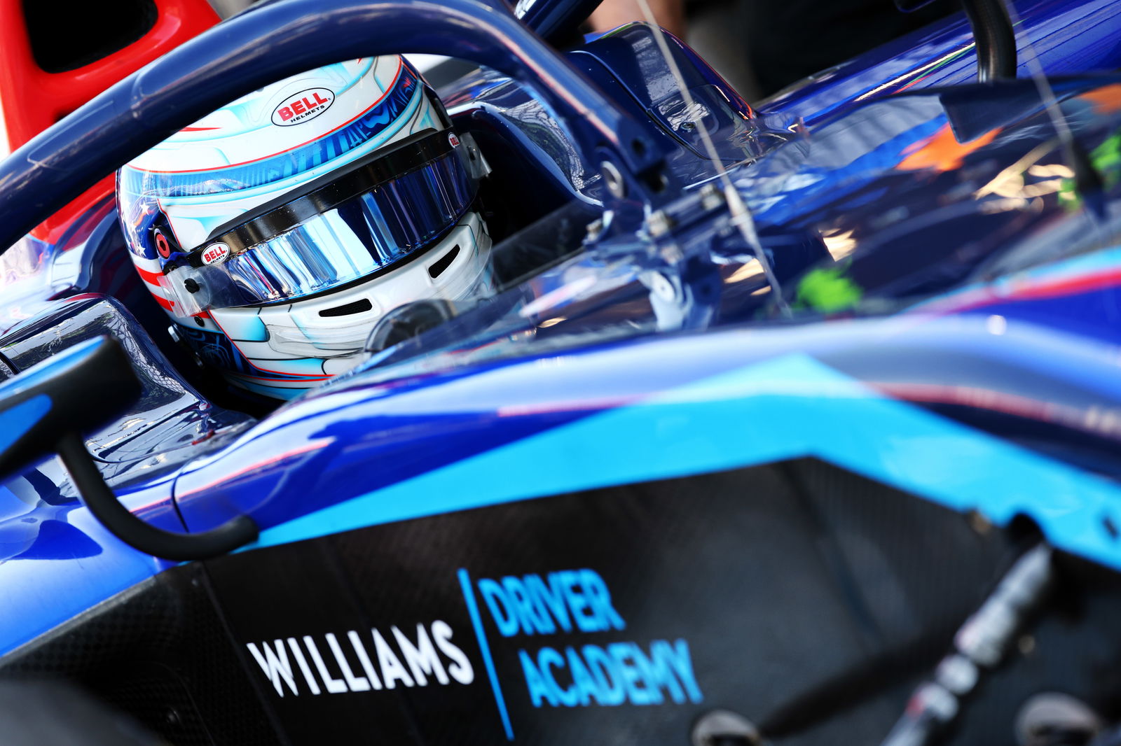 Pourchaire wins Bahrain F2 feature race after slow pit stop for Vips
