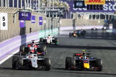 Drugovich dominates F2 Jeddah feature race to take championship lead