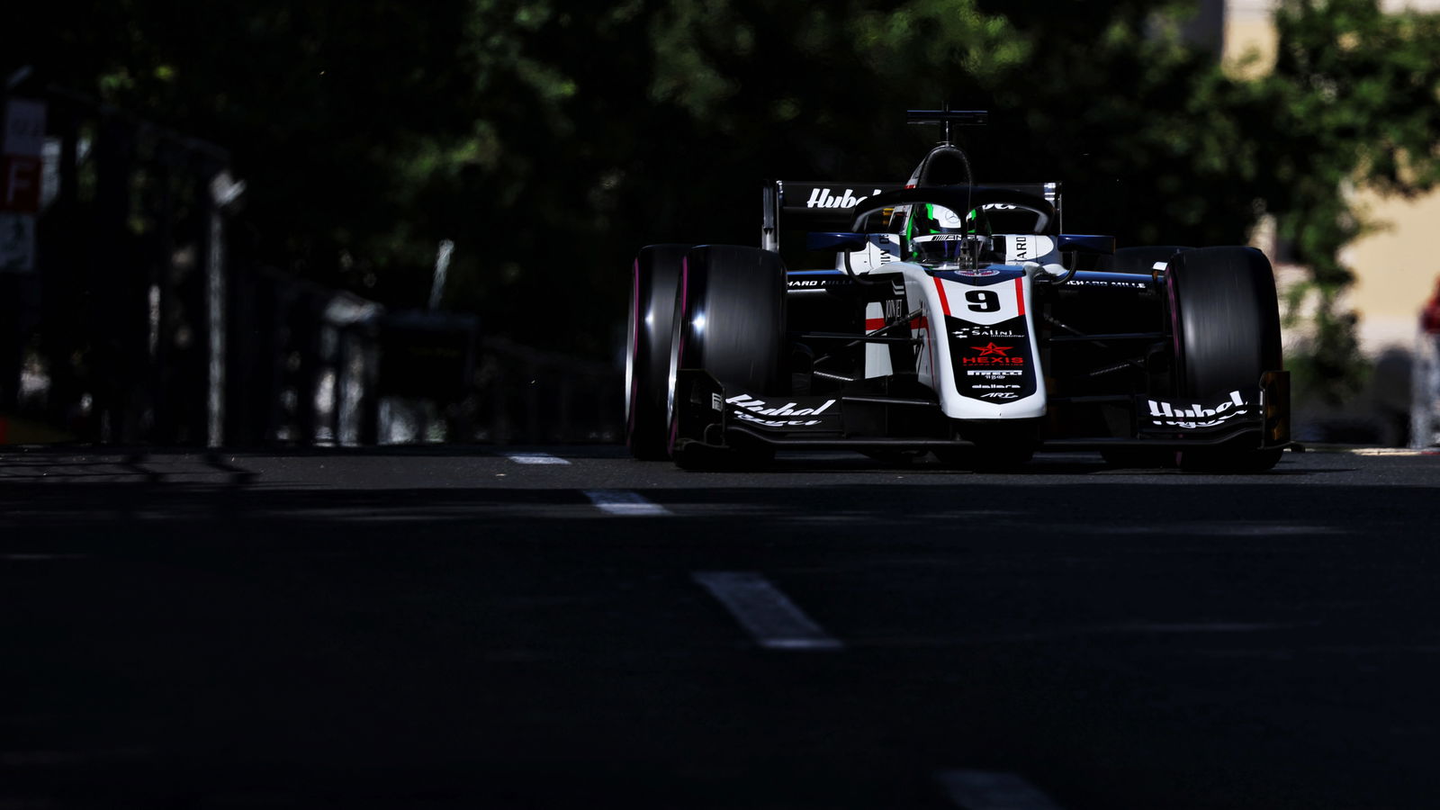 F2 Azerbaijan: Hasil Sprint Race dari Baku Street Circuit