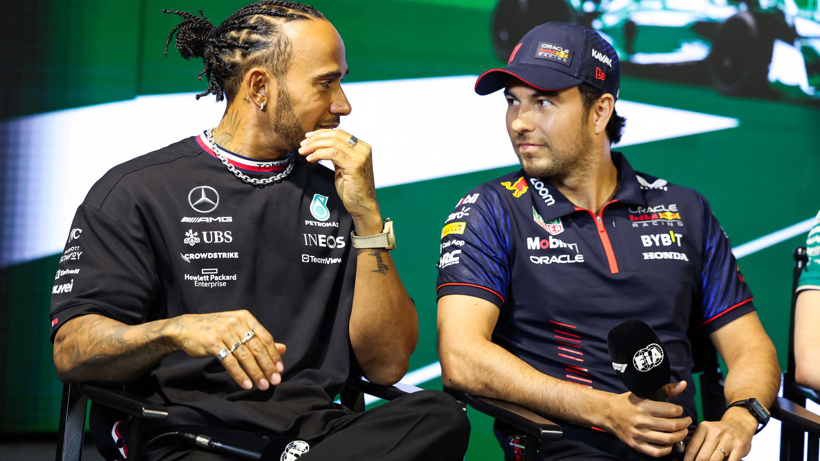 Hamilton disagrees with rivals in Jeddah: “Hopefully everyone gets home safely