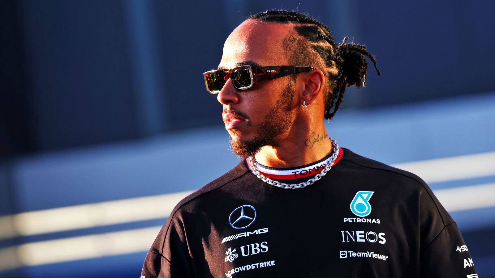 Lewis Hamilton lavishes praise on former F1 teammate - but which one?
