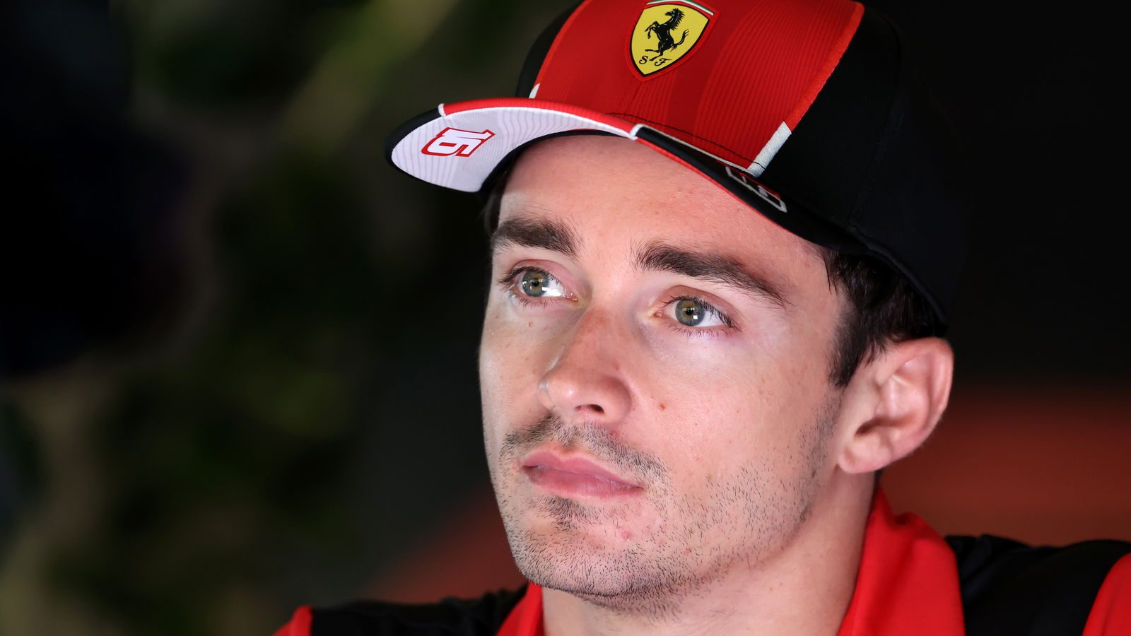 Leclerc Bantah Rumor Pertemuan dengan Presiden Ferrari