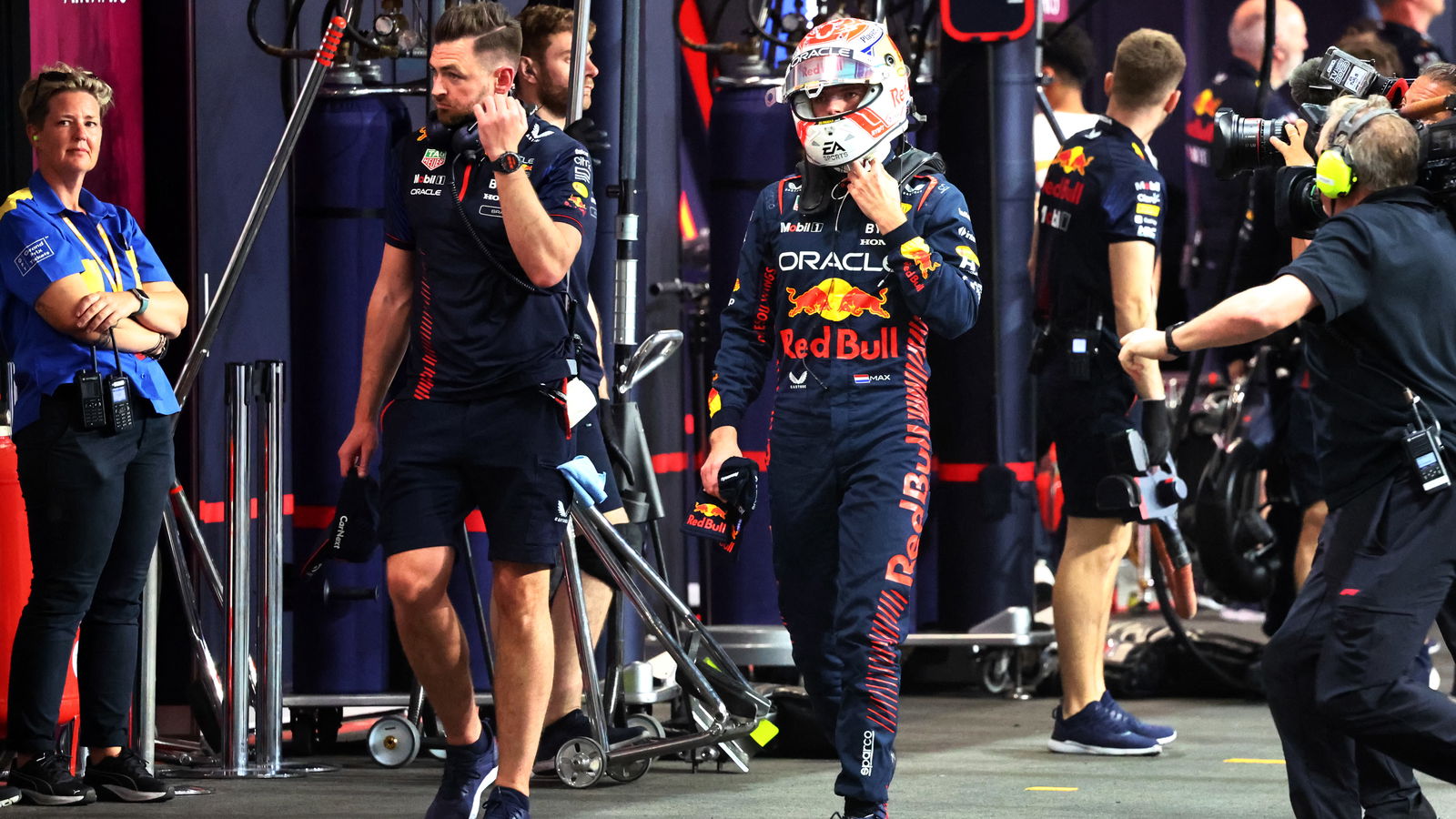 Verstappen suffers shock Q2 exit after engine drama