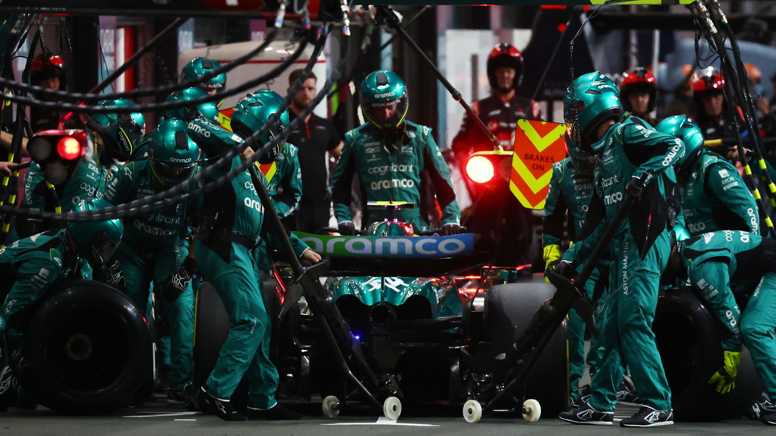 FIA Klarifikasi Aturan Penalti Pit-Stop F1 setelah Drama Arab Saudi