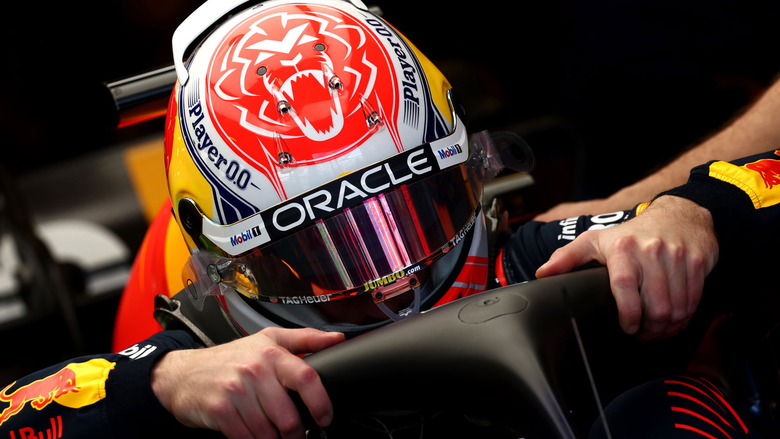 Verstappen heads Hamilton as GPS issue curtails FP1 in Australia