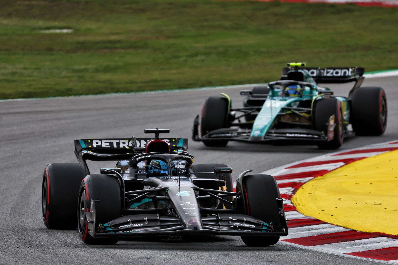 Horner hits back at Rosberg after Perez remarks: “You’re a critical kind of guy