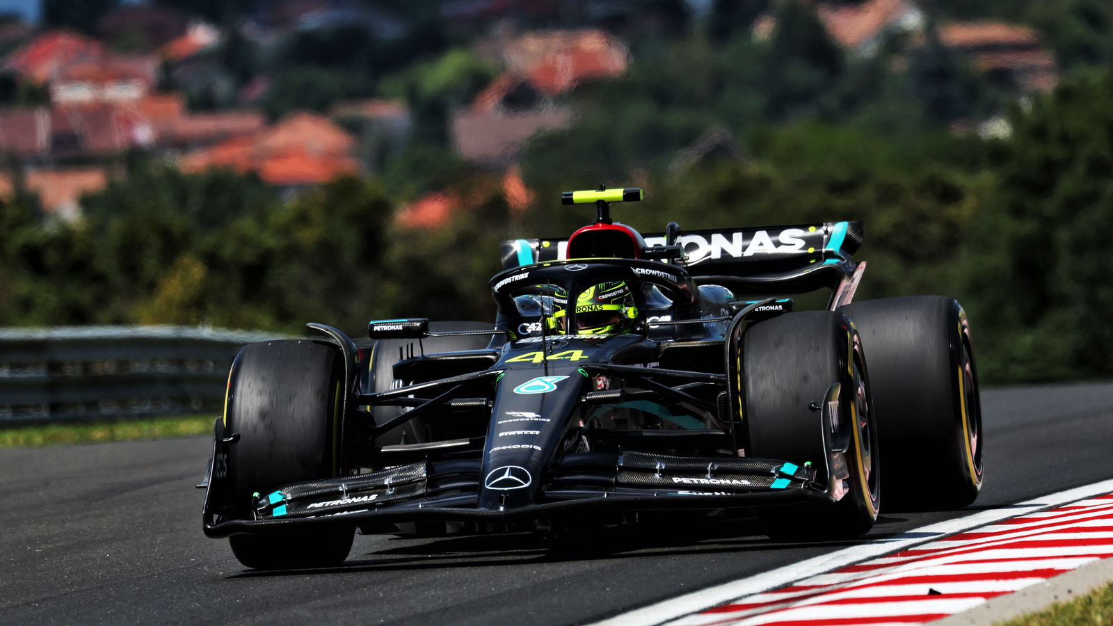F1 GP Hongaria: Hamilton Pimpin Duo Red Bull Jelang Kualifikasi