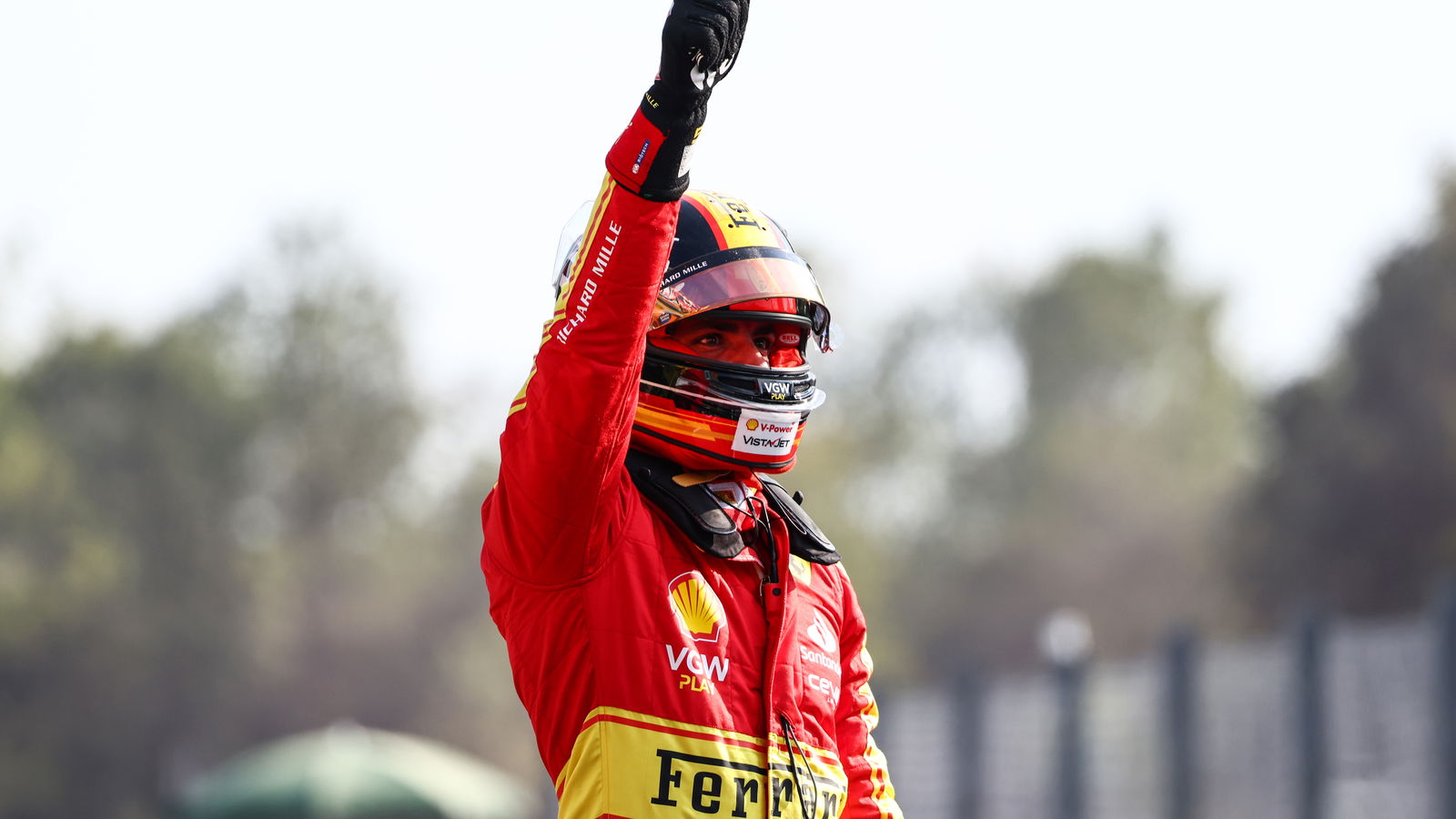 Sainz beats Verstappen to claim home pole for Ferrari 