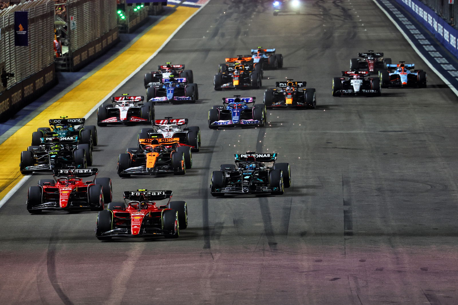 What did Sainz, Norris and Hamilton say in the cooldown room at F1 Singapore GP?