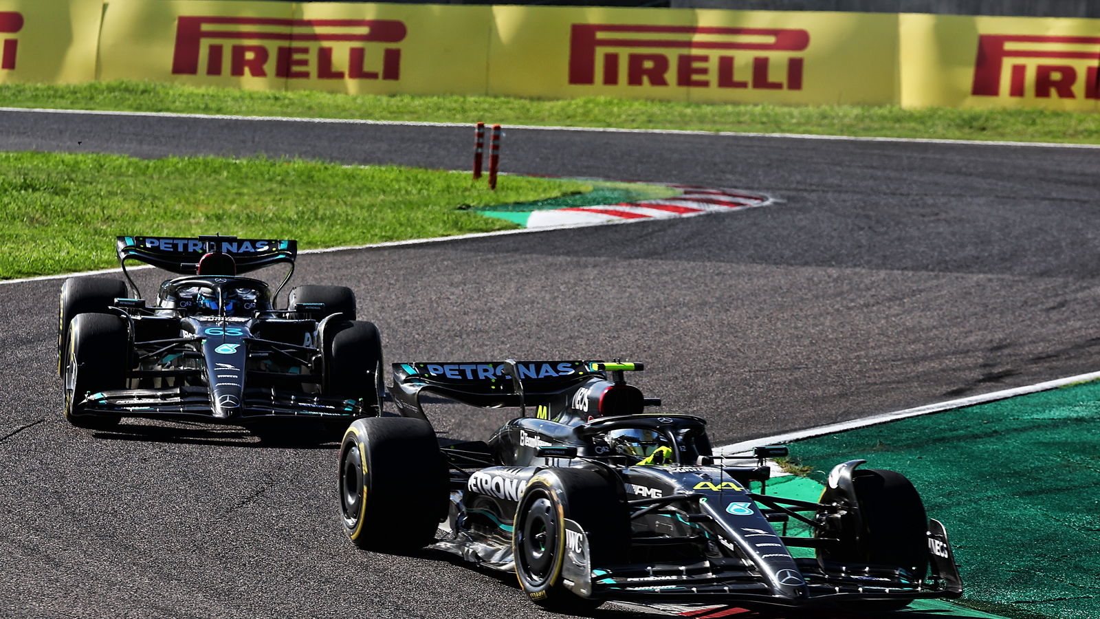 Wolff stand-in responds to Russell-Hamilton argy-bargy at Suzuka