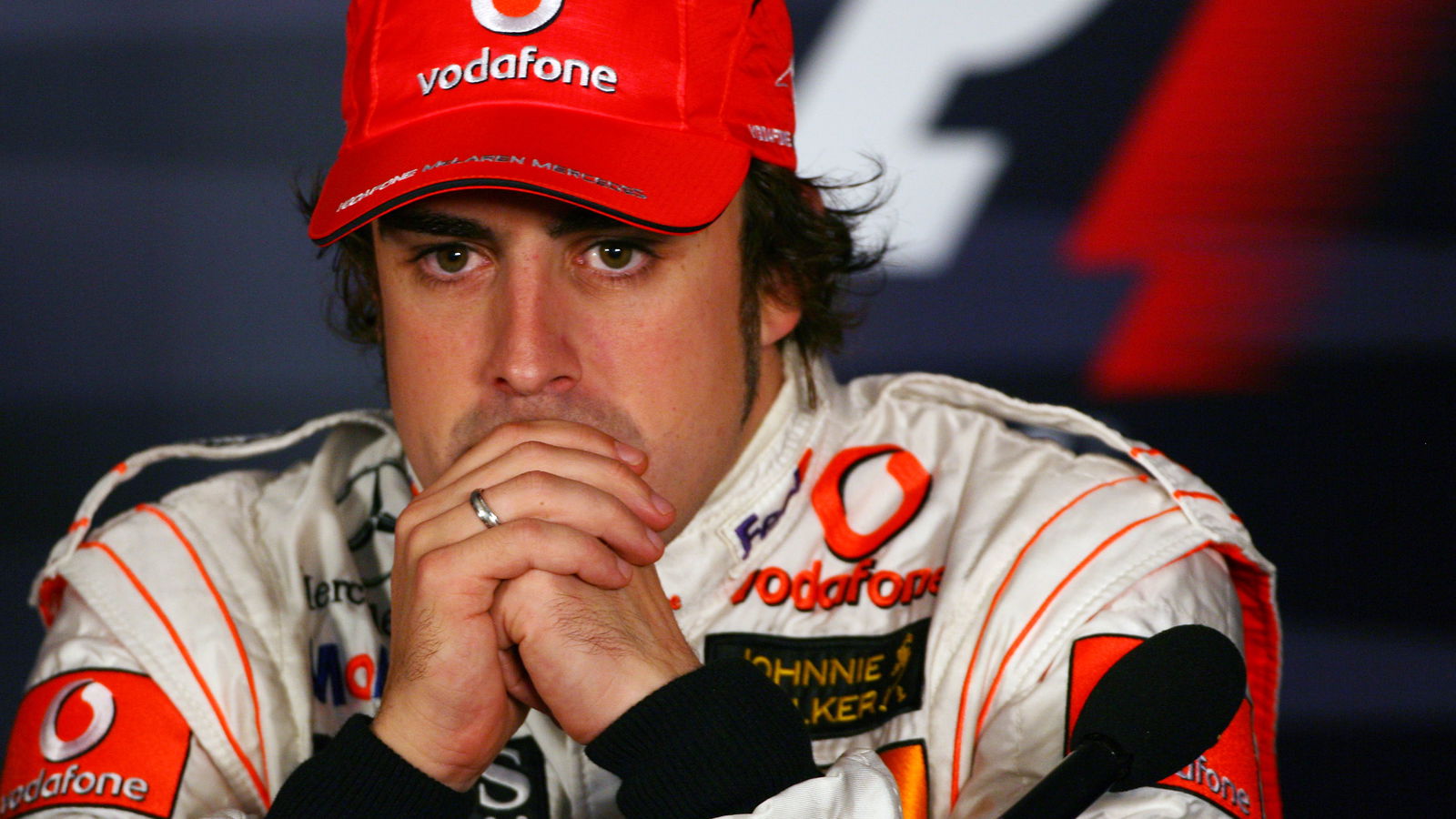Ex-McLaren employee digs out Alonso: “How not to be a team player”