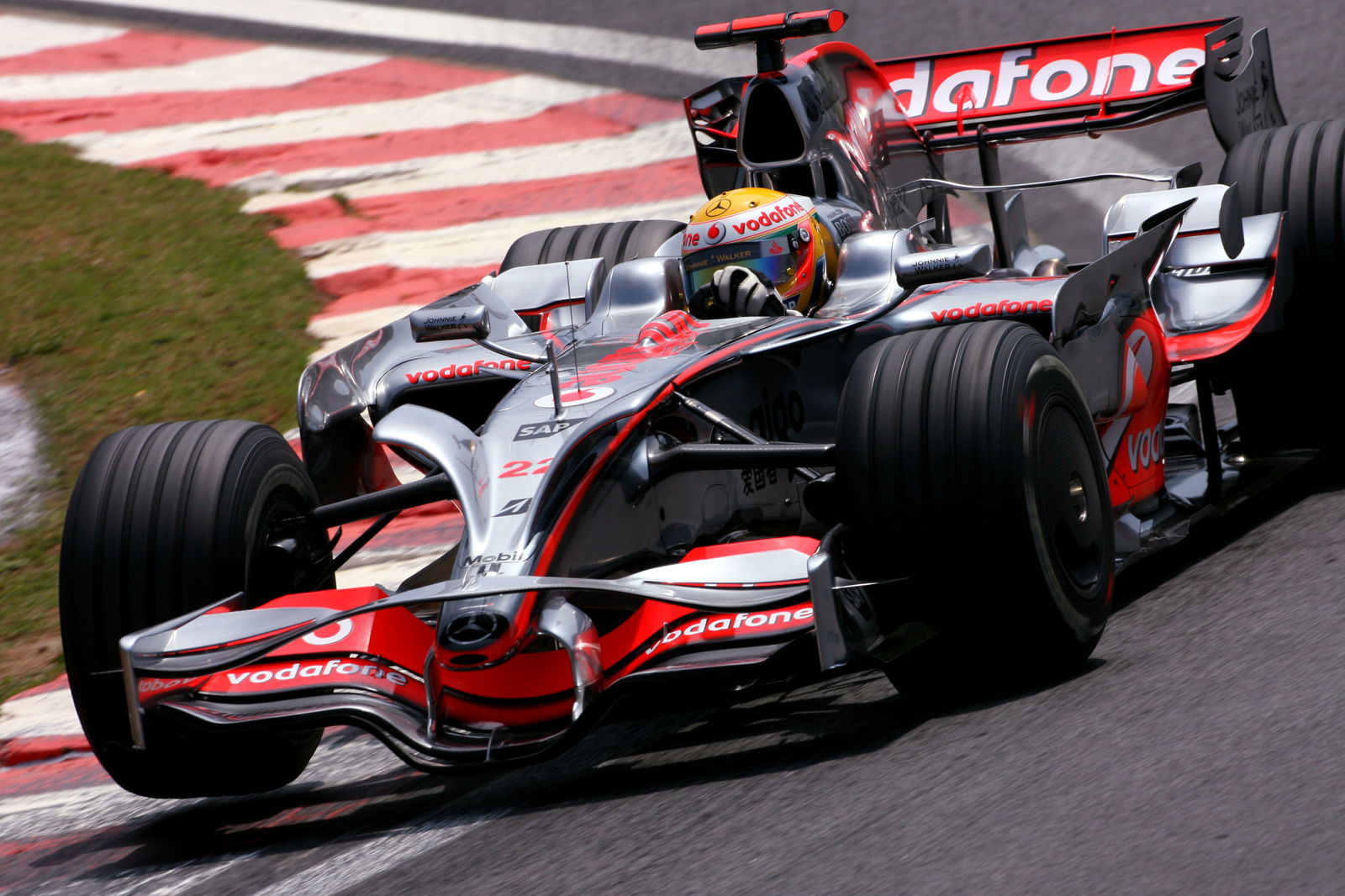Jeremy Clarkson slams Red Bull and Mercedes for making F1 “boring” in Saudi