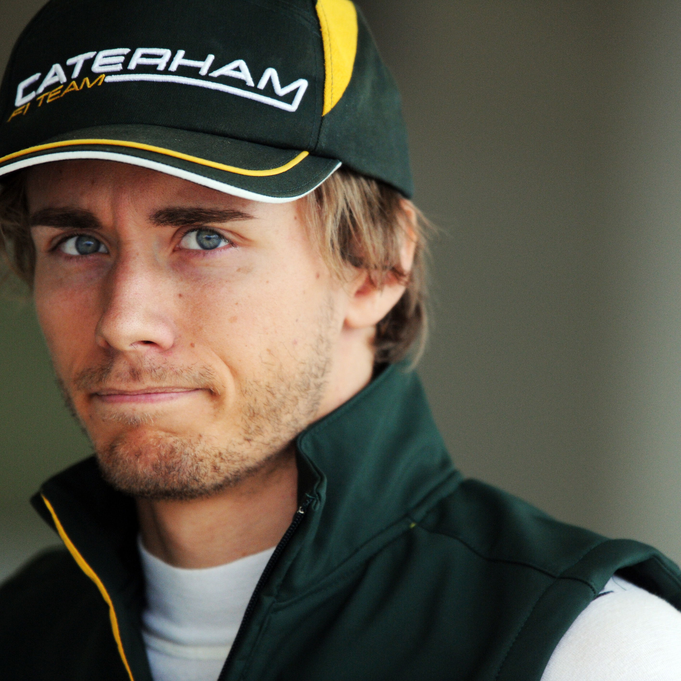 Pic powers to victory in Barcelona